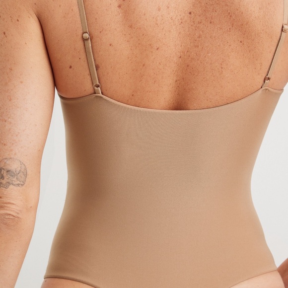 NWT AERIE Smoothez Tank Top Bodysuit - Beach Dune - Medium - Picture 5 of 13